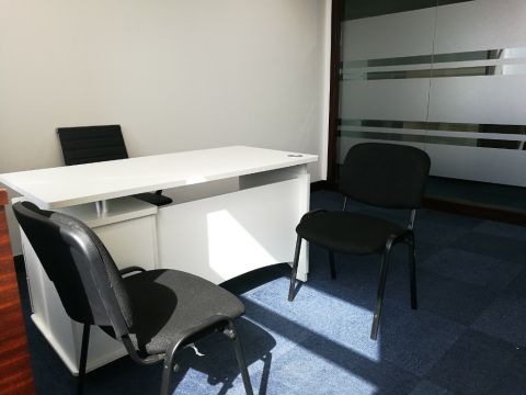Commercial office for rent